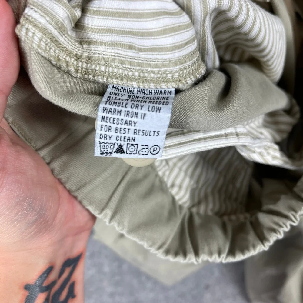 Tommy Bahama Cargo Shorts Mens Large Khaki Cotton Pleated Elastic Waist Tan